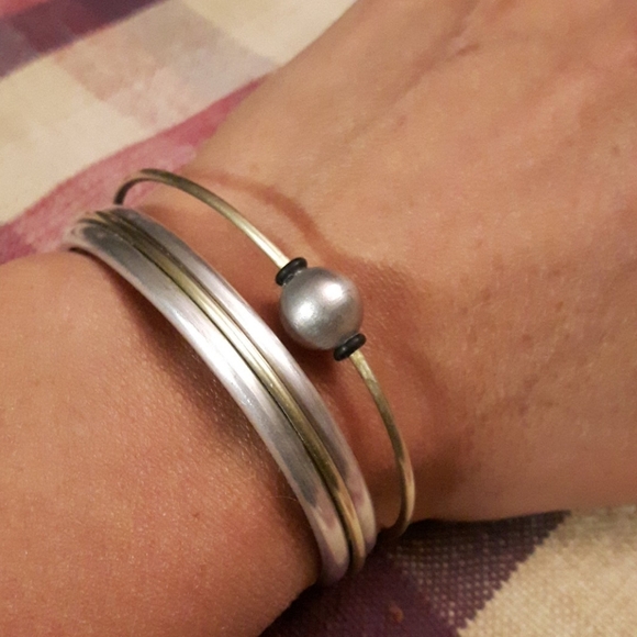 Metal Cuff Bracelet Strong, Stylish & Comfortable - Picture 2 of 6